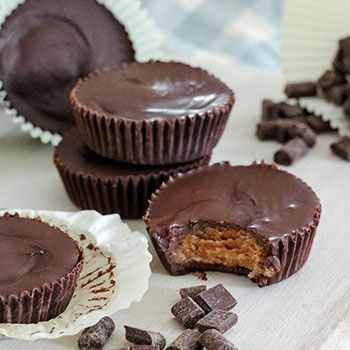 Vegan Dark Chocolate Peanut Butter Cups
