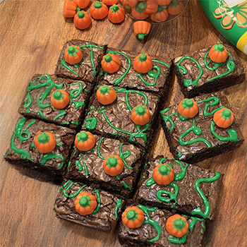 Brownies fondants classiques — Édition champ de citrouilles