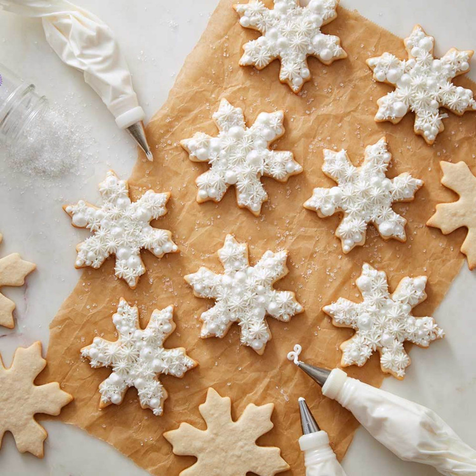 Frosty Snowflake Cookies