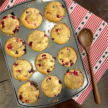 « Chapeaux » de muffins aux canneberges et au streusel